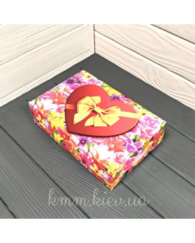 Коробка Серце з бантом 225х150х60мм