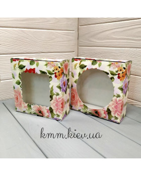 Півонії з вікном (квадратне, кругле вікно) 150х150х50мм - квадратне вікно