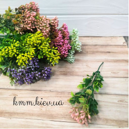 Самшит с цветными ягодами (Калинка) в ассортименте - ветка, Желтый