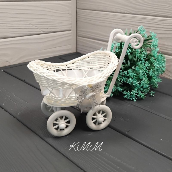 Кашпо Візочок із білою стрічкою 150ммх130мм