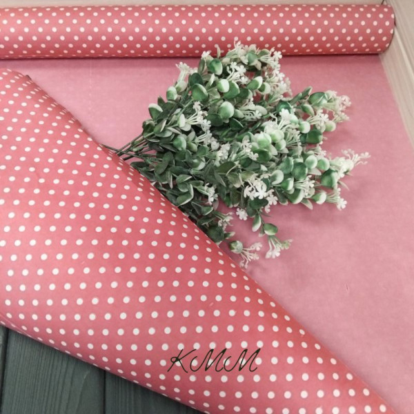 Папір пакувальний Горох білий на рожевому ширина 70см - 1м Папір пакувальний Горох білий на рожевому ширина 70см - 1м